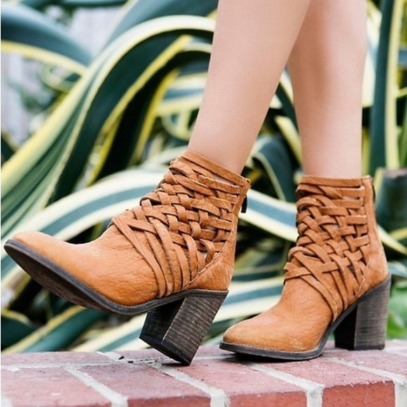Free People Carerra Bootie 8.5 Tan Leather Woven Boho Festival Coastal Cowgirl - Picture 15 of 16